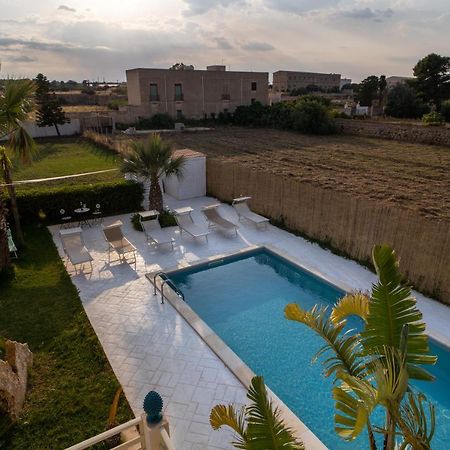 il CARRUBBO, alloggio in villa a Marzamemi Esterno foto