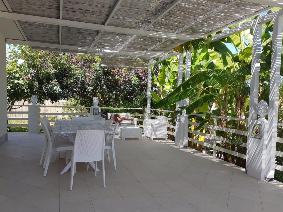 il CARRUBBO, alloggio in villa a Marzamemi Esterno foto
