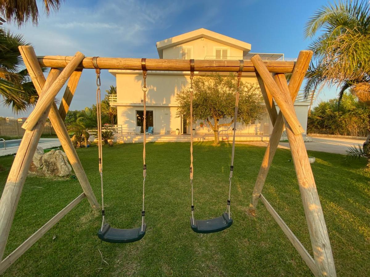 il CARRUBBO, alloggio in villa a Marzamemi Esterno foto