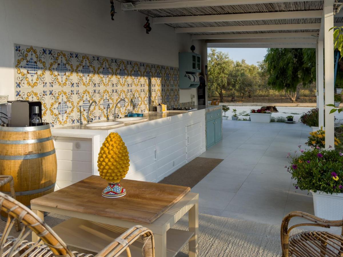 il CARRUBBO, alloggio in villa a Marzamemi Esterno foto