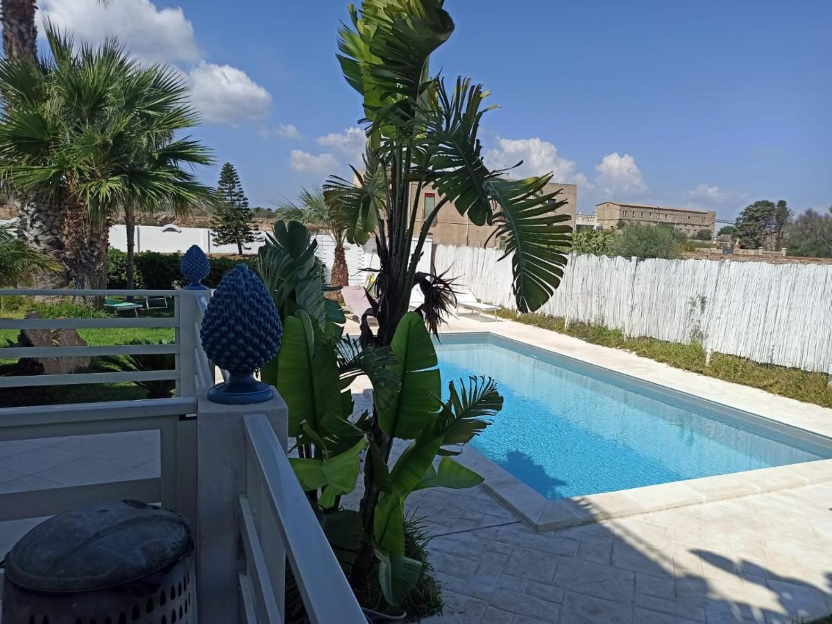 il CARRUBBO, alloggio in villa a Marzamemi Esterno foto